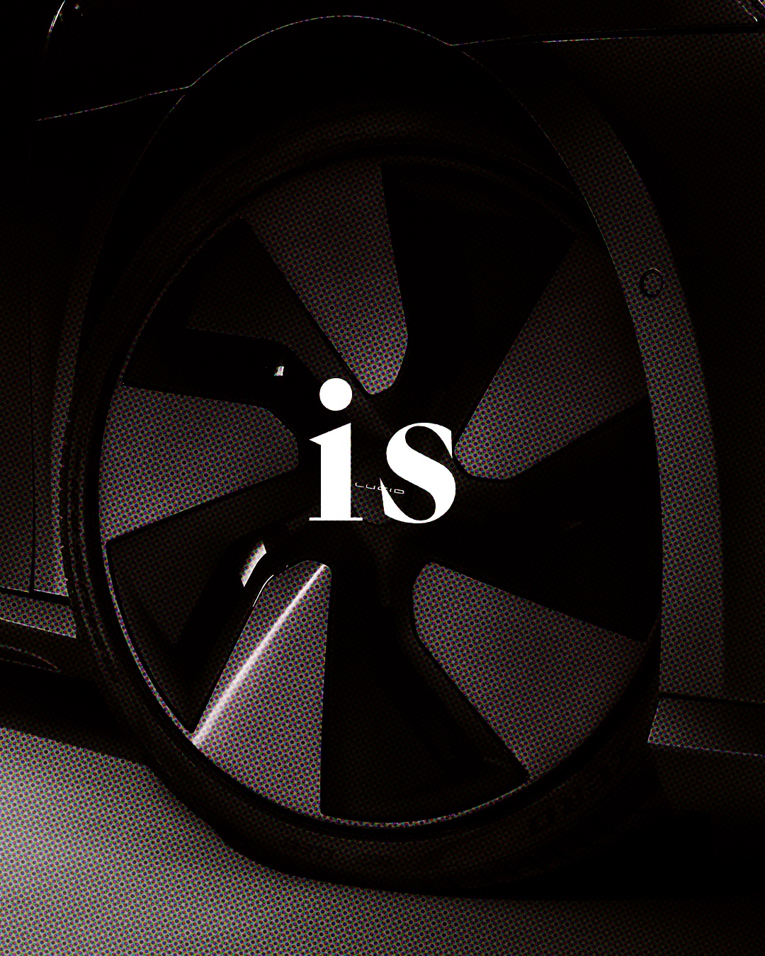 Lucid Motors social carousel, frame 2